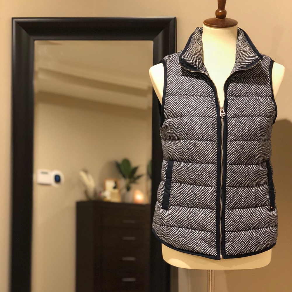 🍎GUC🎃 Tommy Hilfiger Down Vest